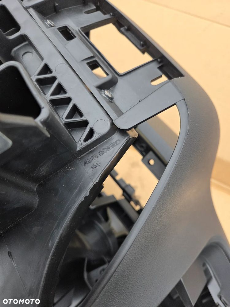 Kokpit konsola deska rozdzielcza Alfa Romeo MiTo 955 Carbon 156080677 50511713 - 21