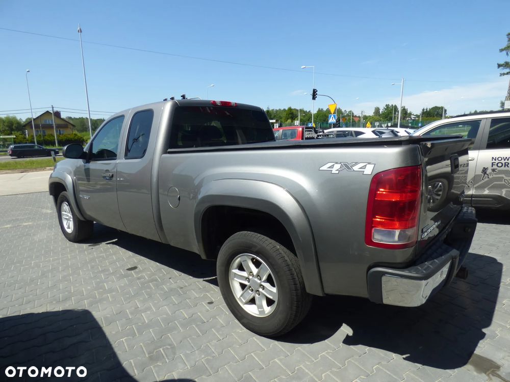 GMC Sierra - 7