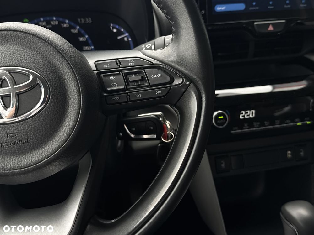 Toyota Yaris Cross Hybrid 1.5 Comfort - 19