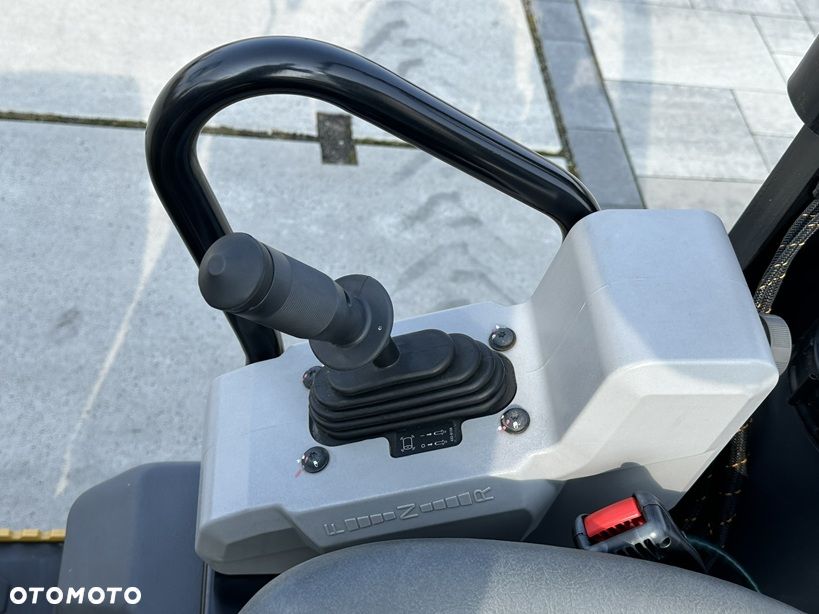 Caterpillar CB 2.7 GC - 21