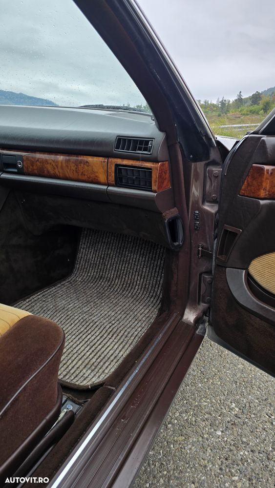 Mercedes-Benz W126 - 37
