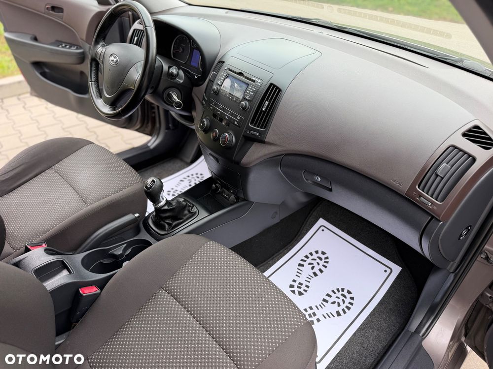 Hyundai i30 1.4 FIFA WM Edition - 32