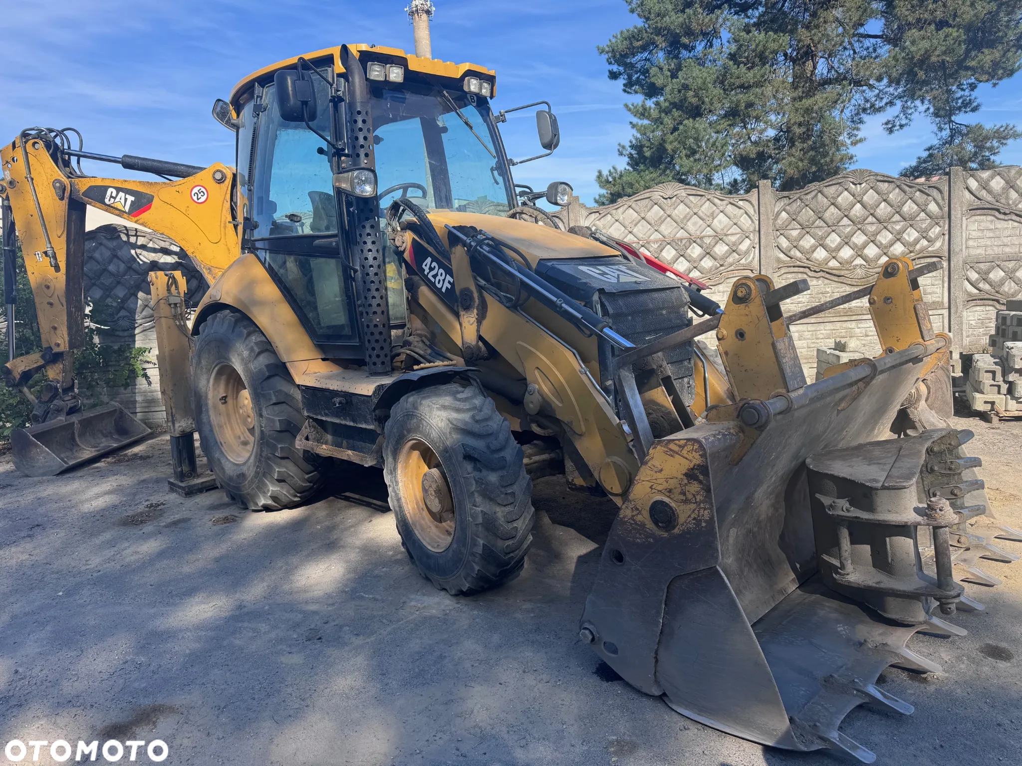 Caterpillar 428f - 3
