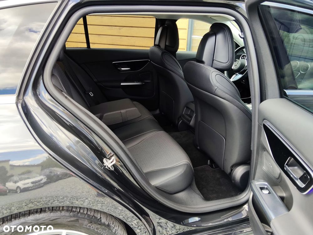 Mercedes-Benz Klasa C 220 d 4Matic 9G-TRONIC Avantgarde - 29