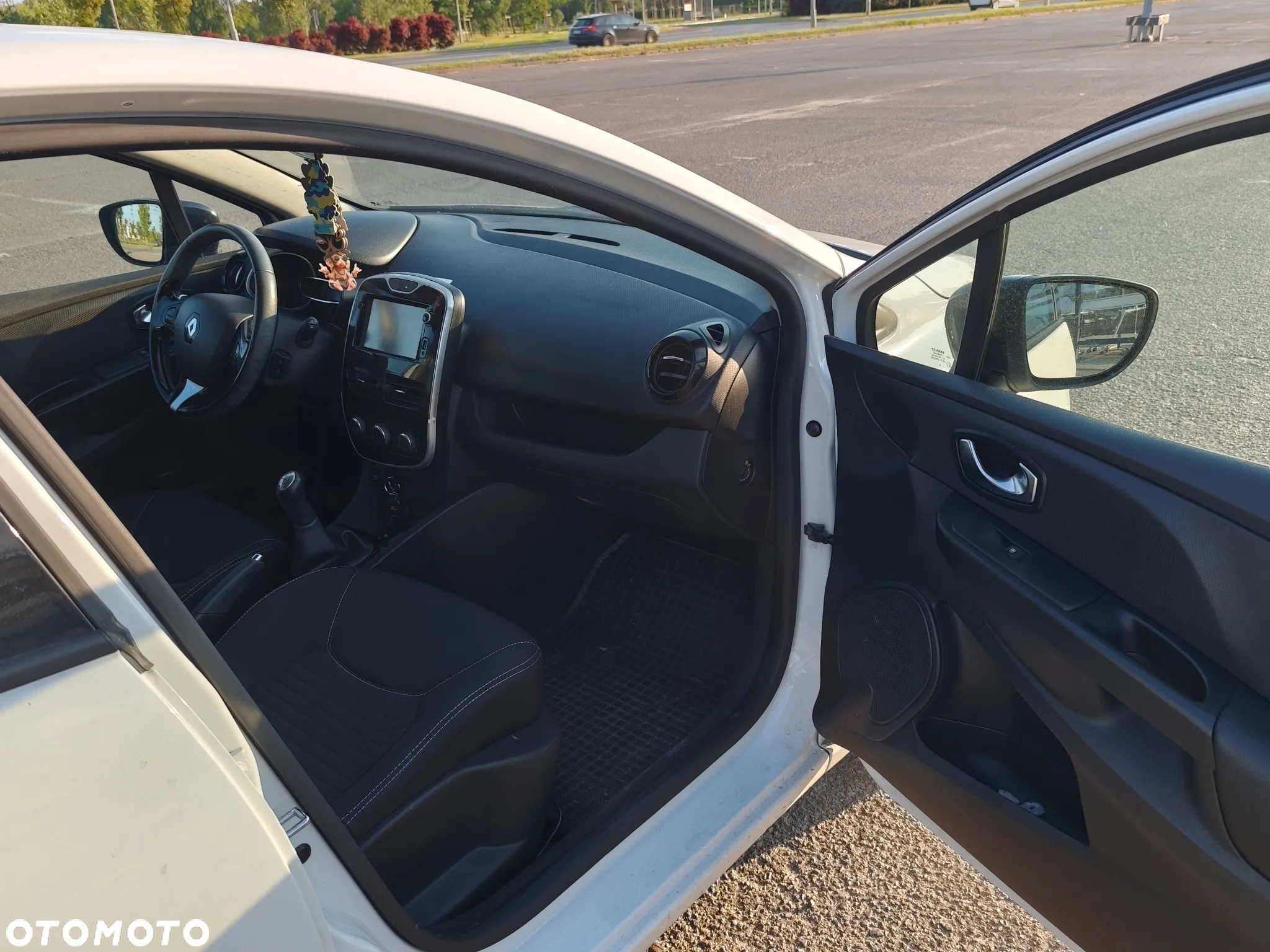 Renault Clio 1.5 dCi Alize - 11