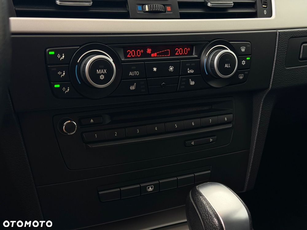 BMW Seria 3 - 22