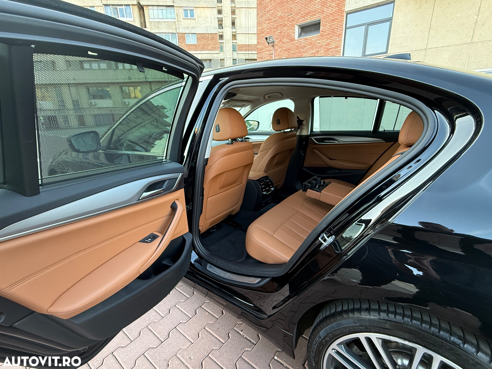 BMW Seria 5 520d Aut. Sport Line - 30