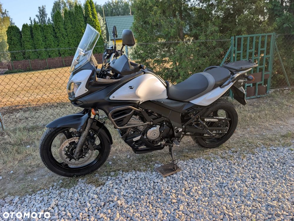 Suzuki V-STROM - 2