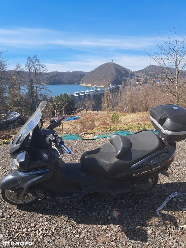 Suzuki Burgman - 12
