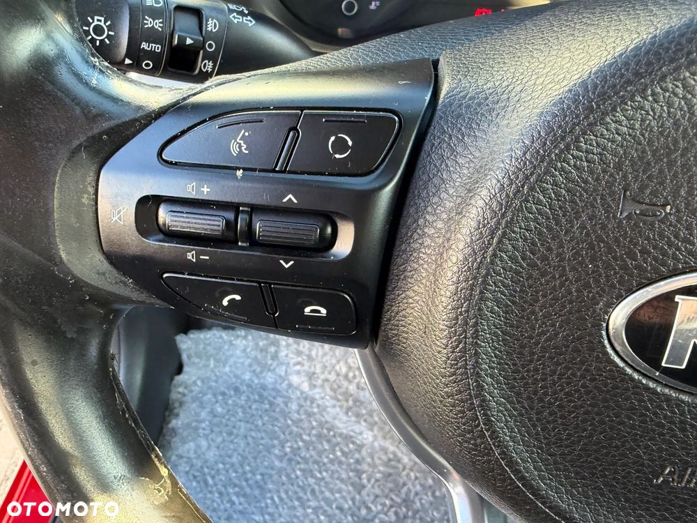 Kia Rio - 24