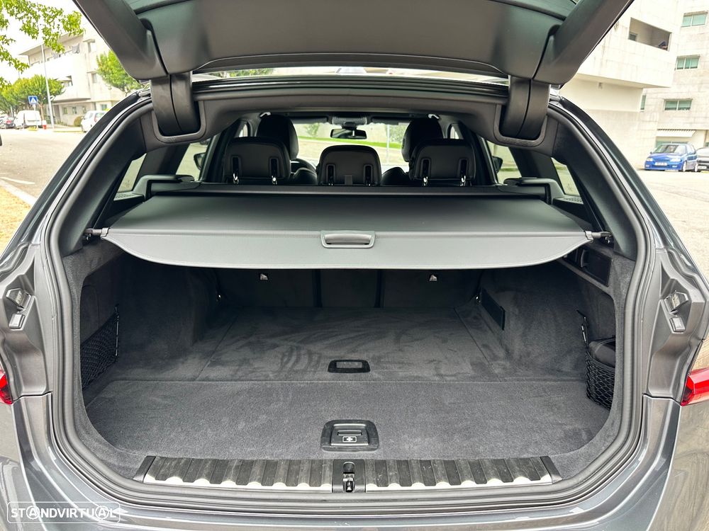 BMW 318 d Line Sport - 33