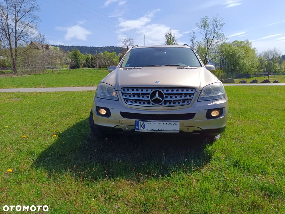 Mercedes-Benz ML - 8