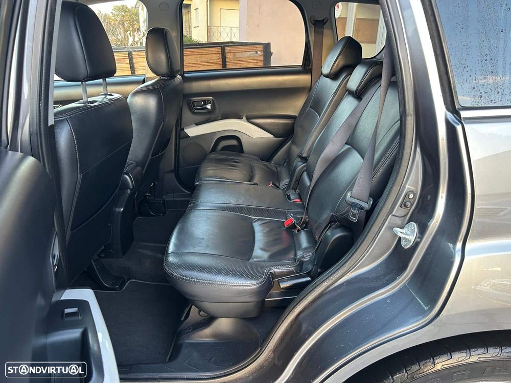 Citroën C-crosser 2.2 HDi Exclusive - 8