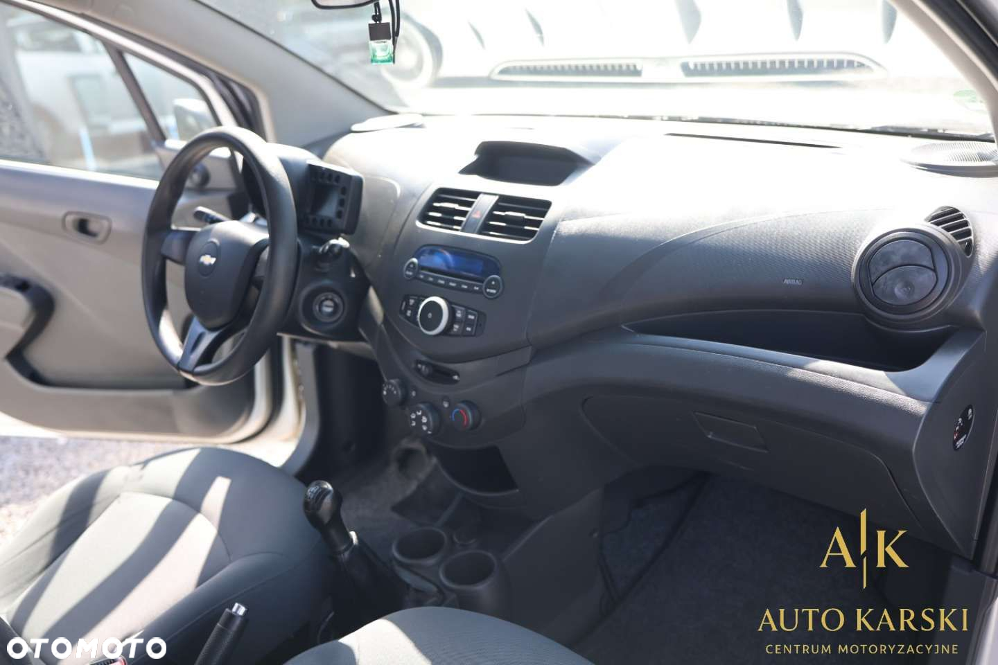 Chevrolet Spark - 24