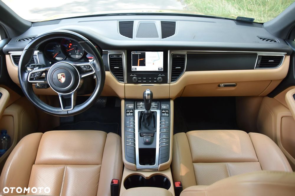 Porsche Macan Standard - 9