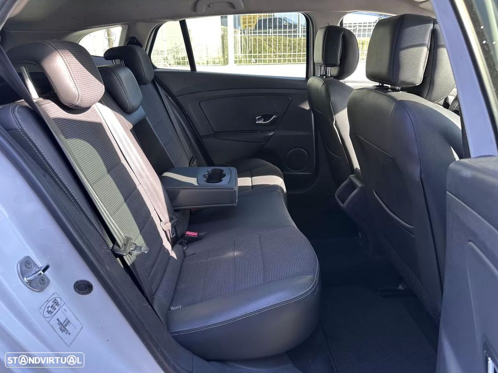 Renault Mégane Sport Tourer 1.5 dCi GT Line - 31