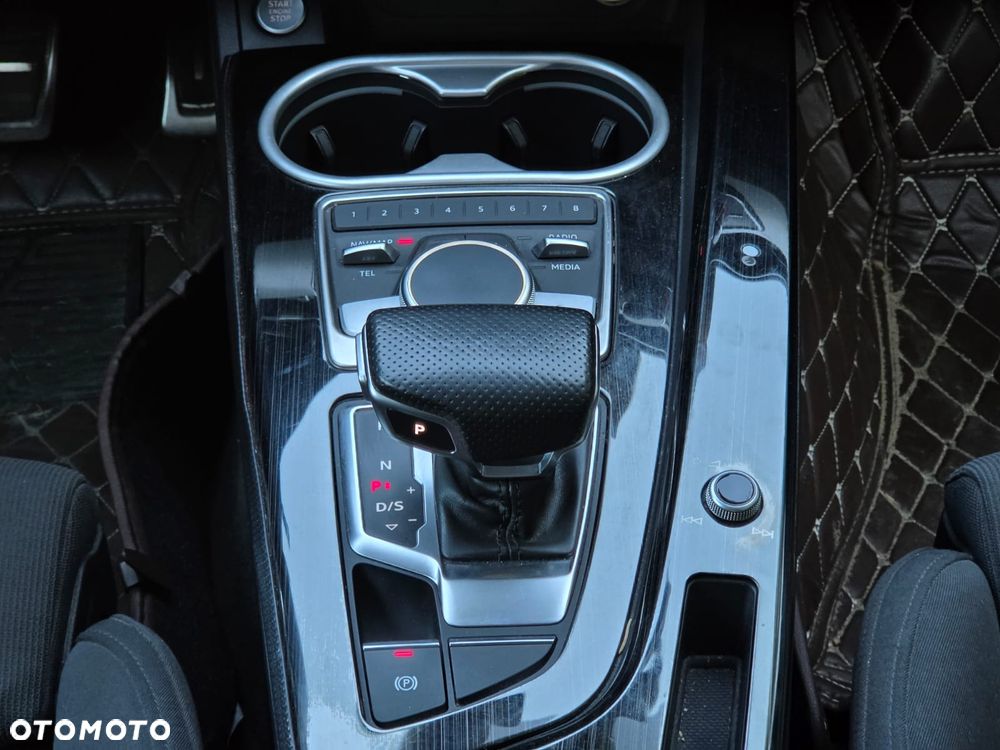 Audi A4 Avant 2.0 TFSI ultra S tronic design - 18