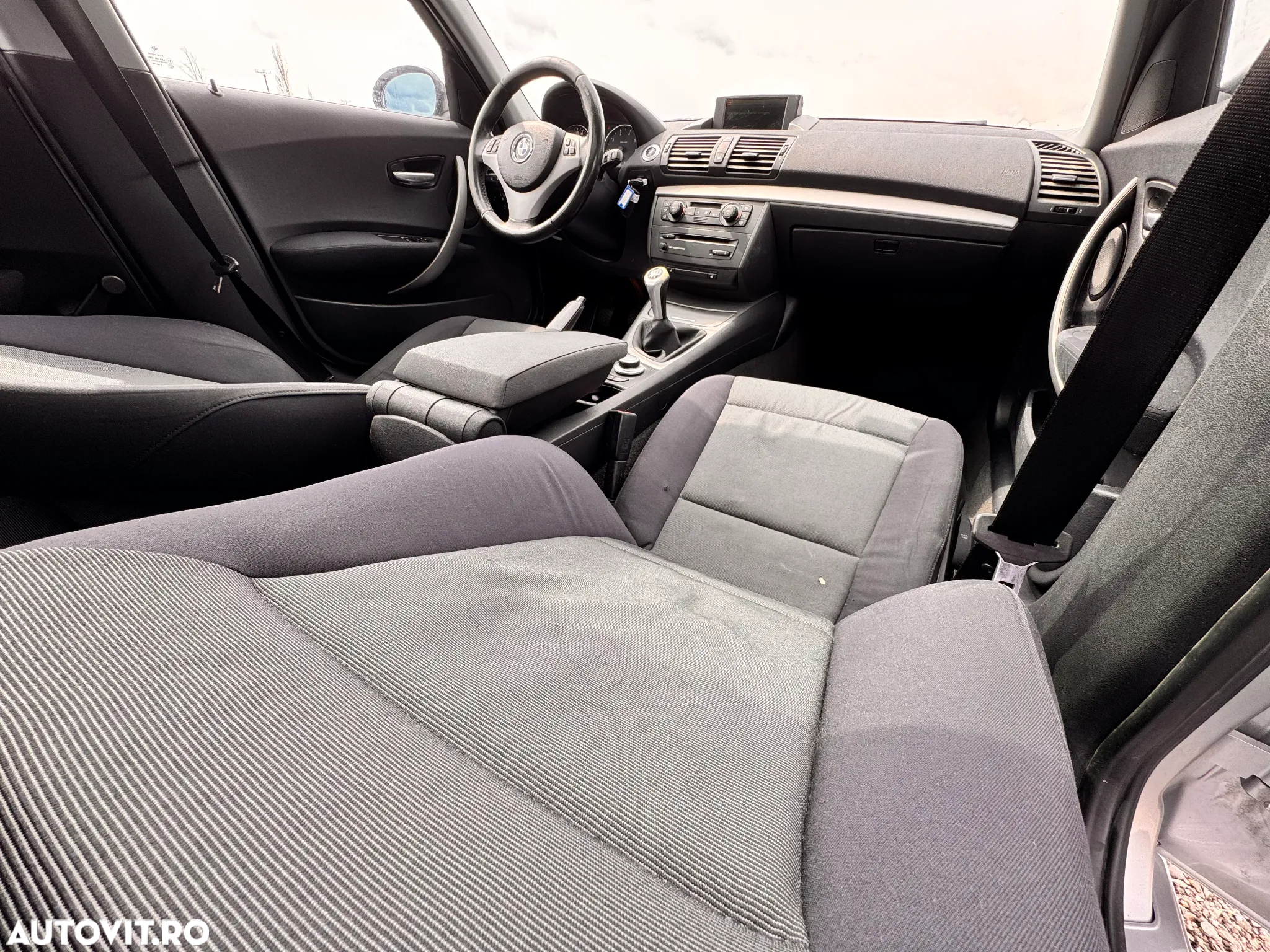 BMW Seria 1 116i - 29