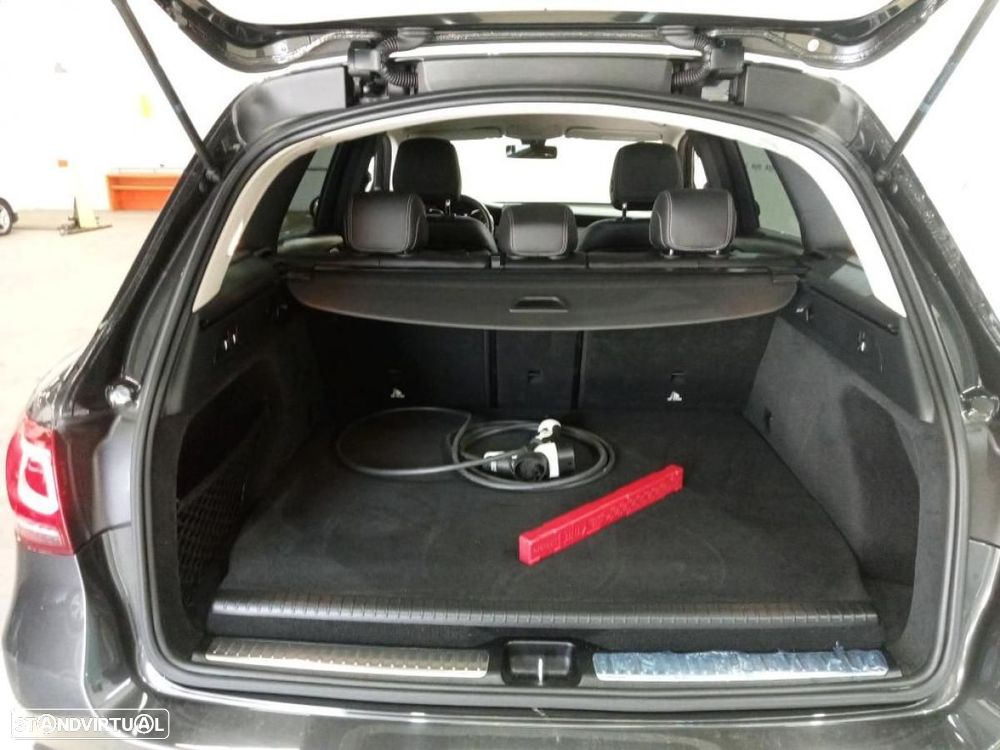 Mercedes-Benz GLC 300 de 4Matic - 8