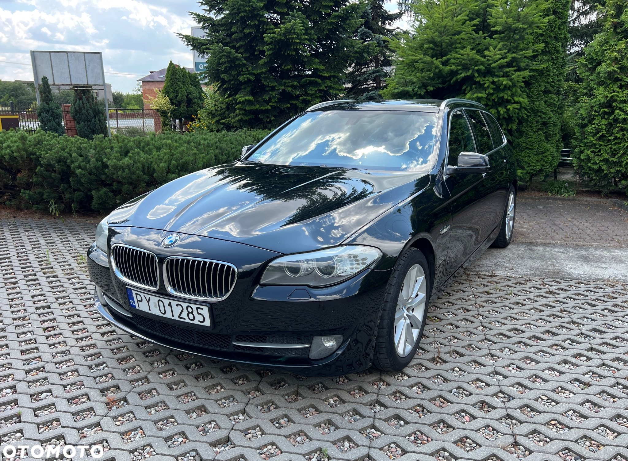 BMW Seria 5 520d Touring - 2