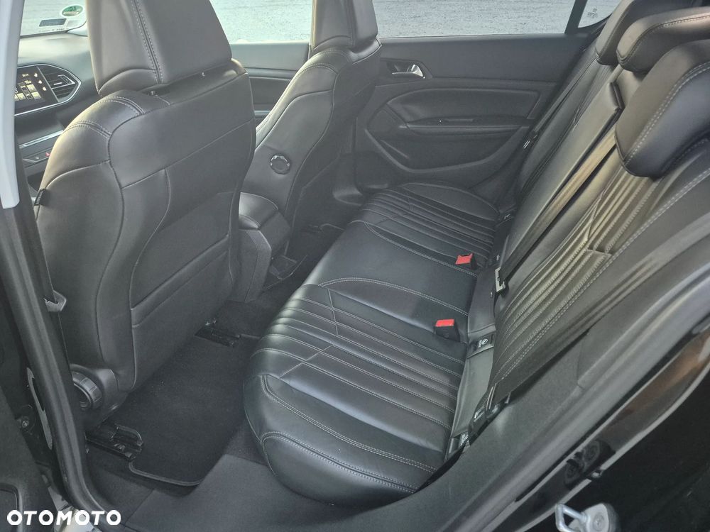 Peugeot 308 - 11