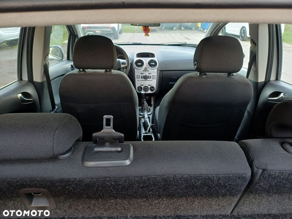 Opel Corsa 2012 photo 5