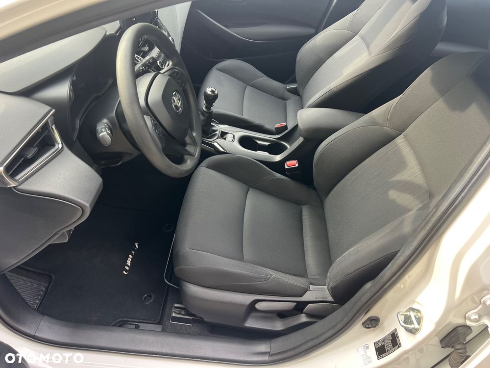 Toyota Corolla 1.2 T Active - 12