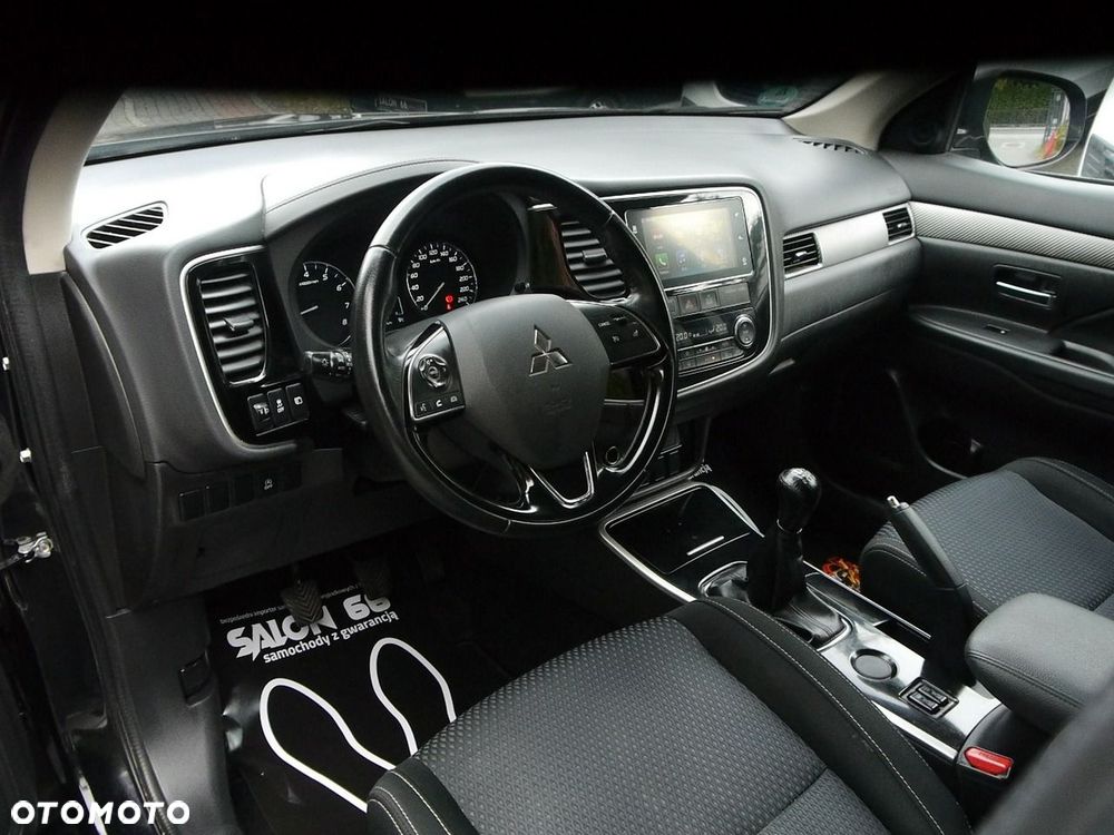 Mitsubishi Outlander 2.0 2WD Active - 26