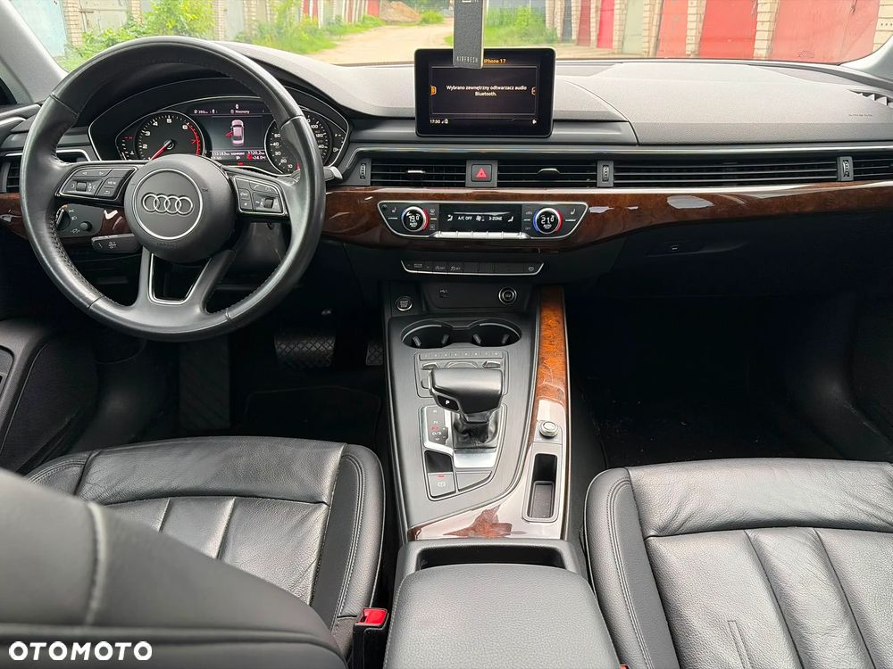 Audi A4 Limousine 2.0 TFSI ultra S tronic design - 17