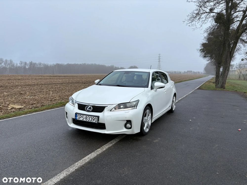 Lexus CT 200h Prestige - 1