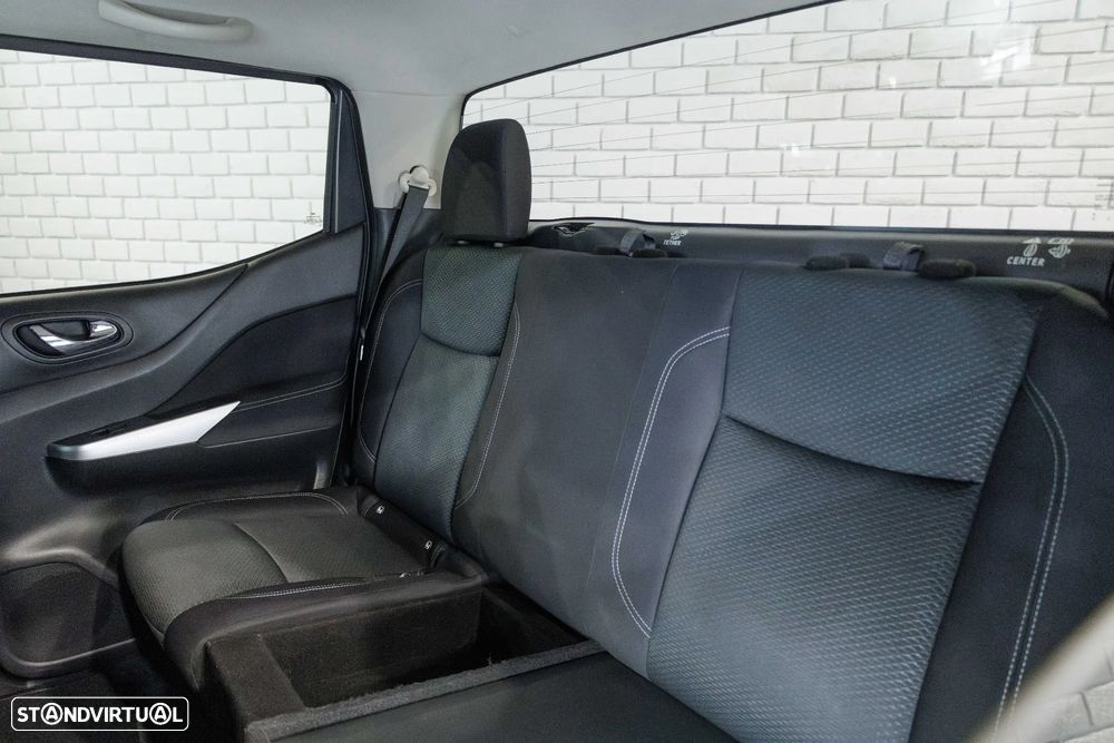 Nissan Navara 2.3 dCi CD 4WD N-Connecta - 14