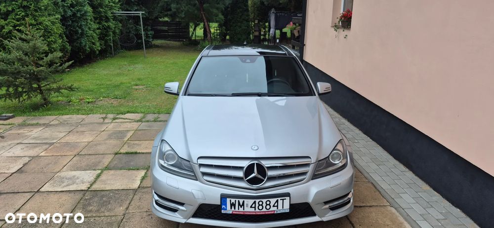 Mercedes-Benz Klasa C 180 CGI BlueEff Avantgarde - 7