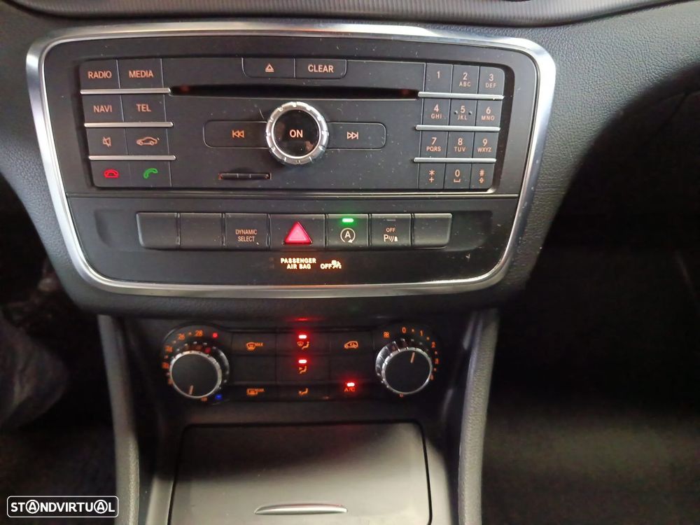 Mercedes-Benz CLA 200 d Shooting Brake Urban Aut. - 29