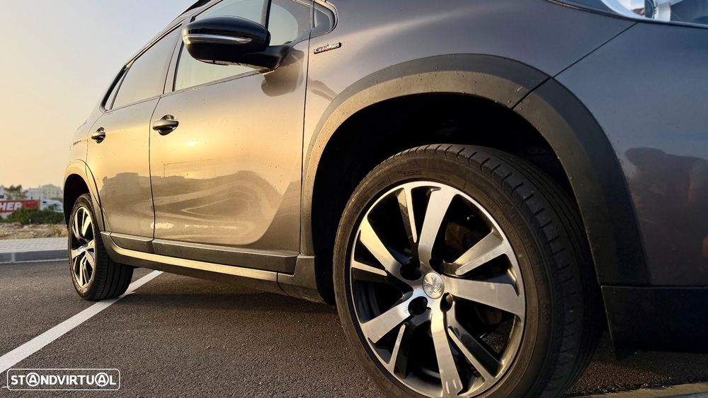 Peugeot 2008 1.2 PureTech GT Line - 7