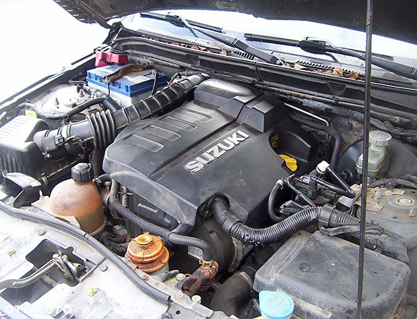 Suzuki Grand Vitara 1.9 DDiS Comfort - 12