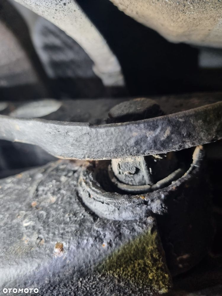 Volkswagen Jetta 1.6 Trendline - 14