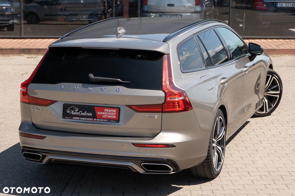 Volvo V60 T5 Geartronic R-Design - 8