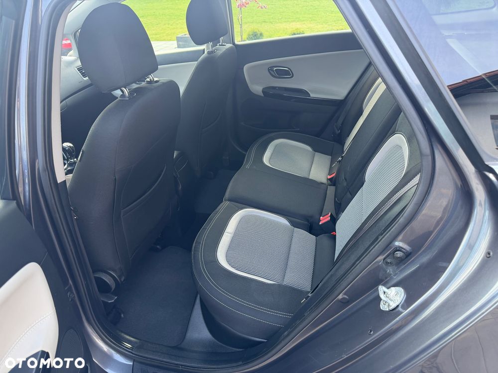 Kia Ceed 1.6 CRDi Spirit - 14