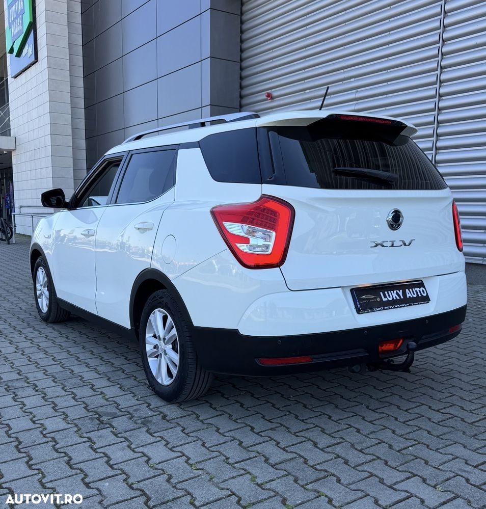 SsangYong XLV - 4