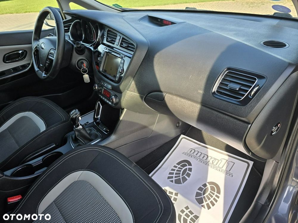 Kia Ceed - 28