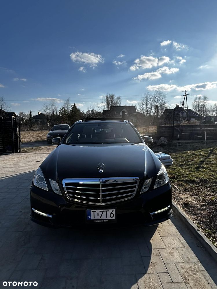 Mercedes-Benz Klasa E 350 4-Matic Classic - 26