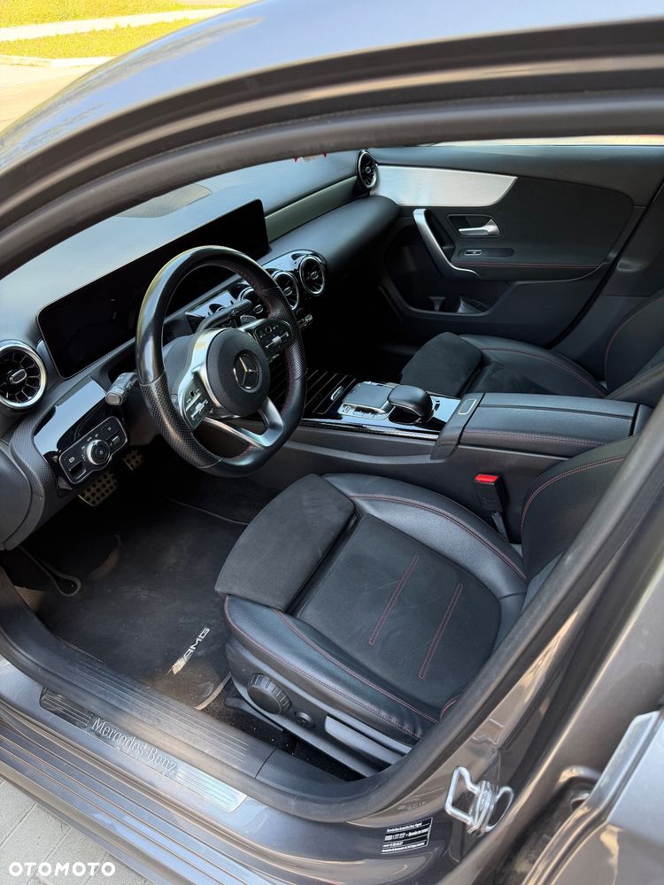 Mercedes-Benz Klasa A 220 AMG Line 7G-DCT - 7