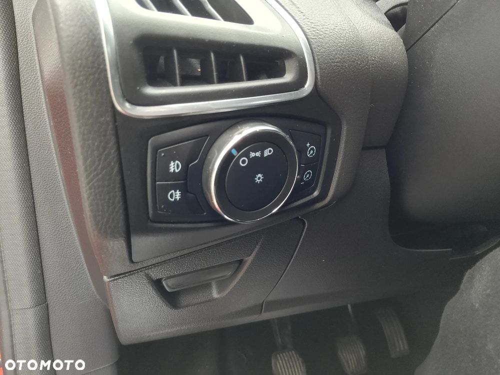 Ford Focus 1.6 TDCi Trend - 19