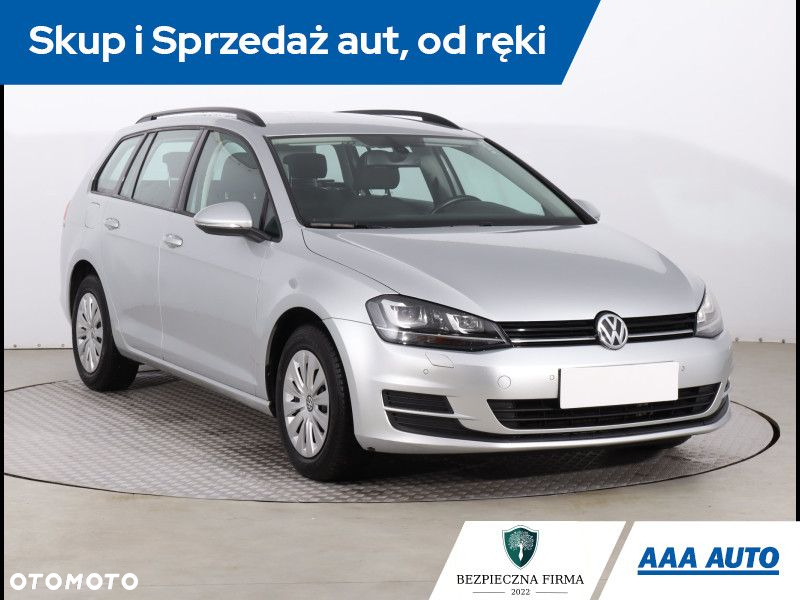 Volkswagen Golf - 2