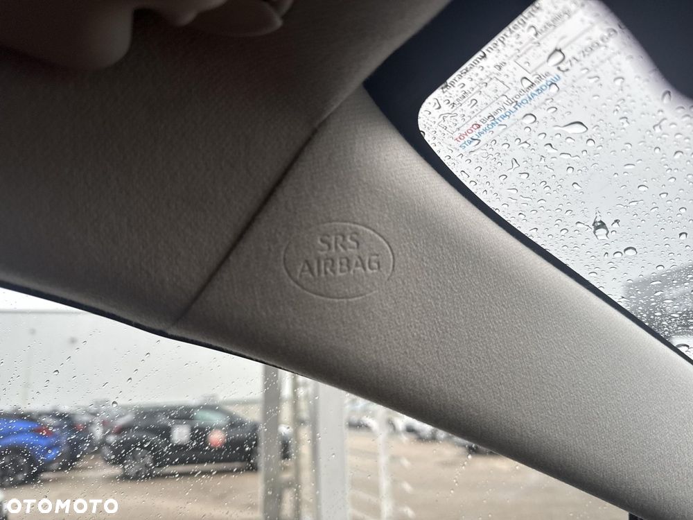 Toyota Corolla 1.8 Hybrid Comfort - 23