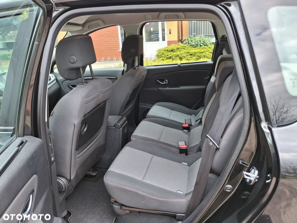 Renault Scenic - 21
