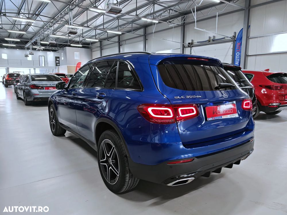 Mercedes-Benz GLC 300 de 4Matic 9G-TRONIC AMG Line - 4