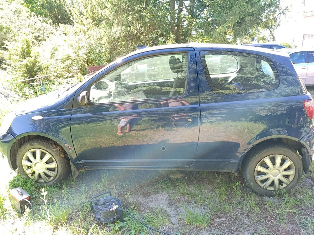 Toyota Yaris 1.0 Luna - 1