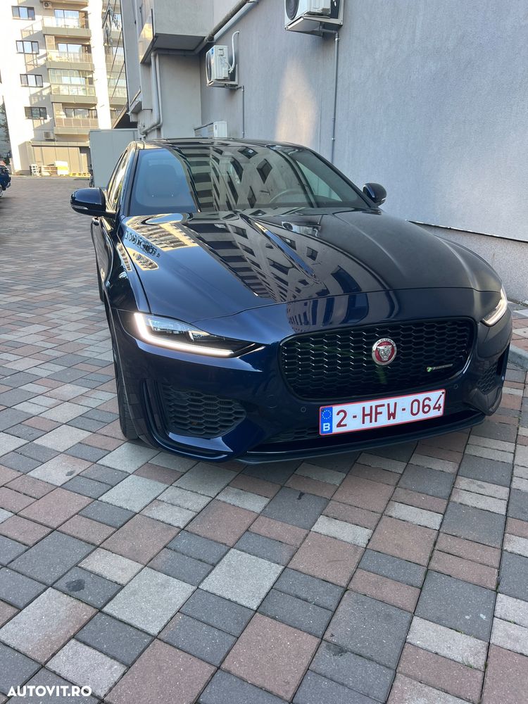 Jaguar XE P250 RWD R-Dynamic S - 1
