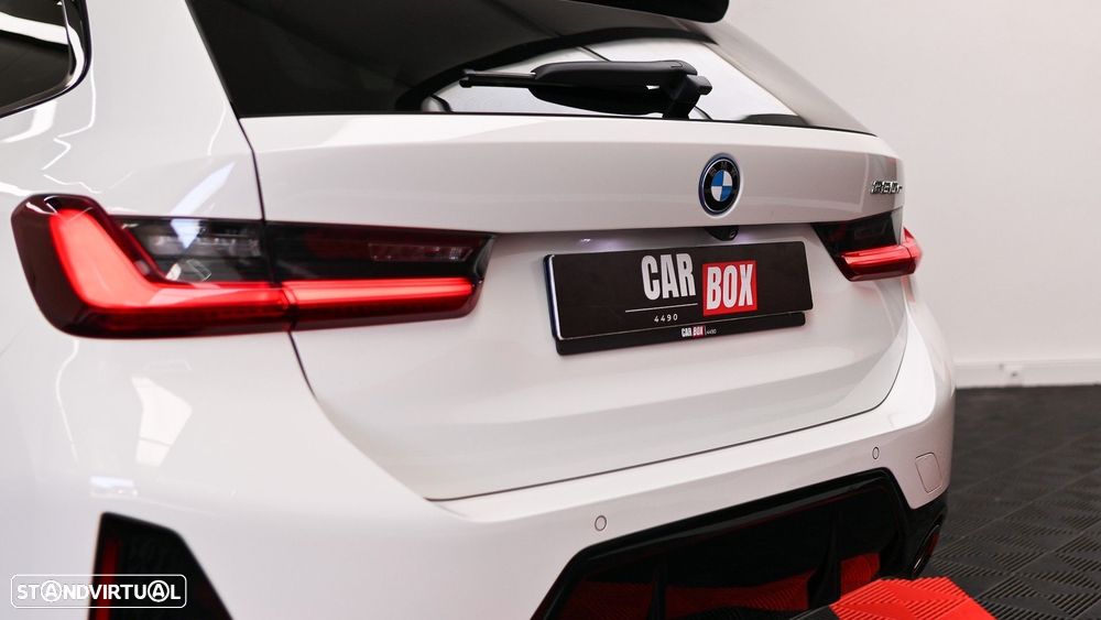 BMW 330 e Aut. M Sport - 27